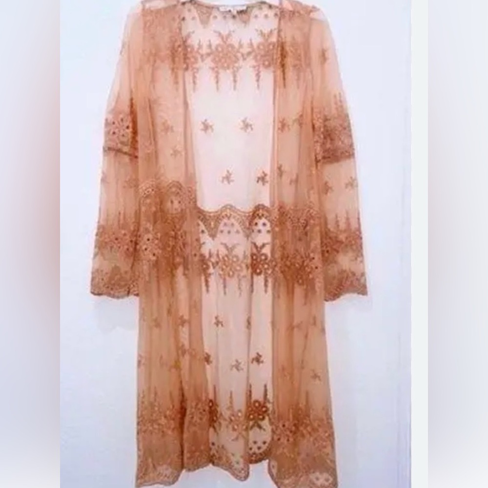 Haute Monde Kimono, Sheer Lace. Size Large . Like New!